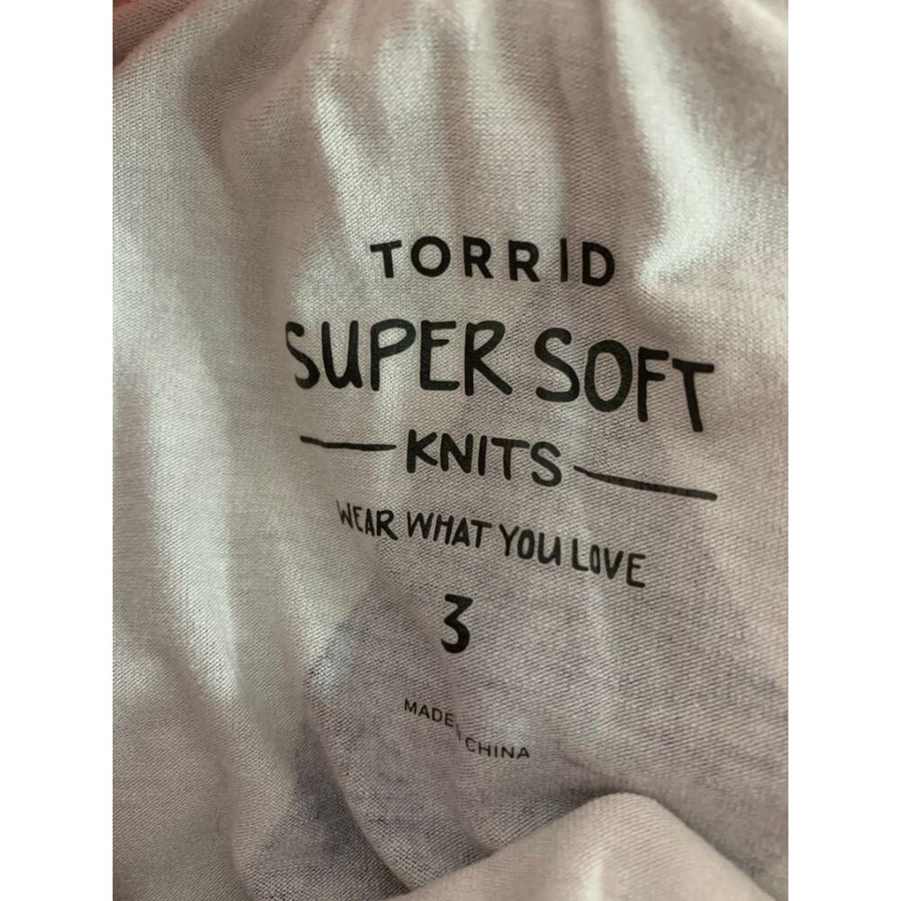 Size 3X Torrid Super Soft Knit Womens Plus Size Shirt Cold Shoulder Eyelet Trim - Picture 7 of 8